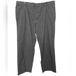 Dockers Men’s Gray Pinstripe Dress Pants Size 40x30 Classic Fit Work Office
